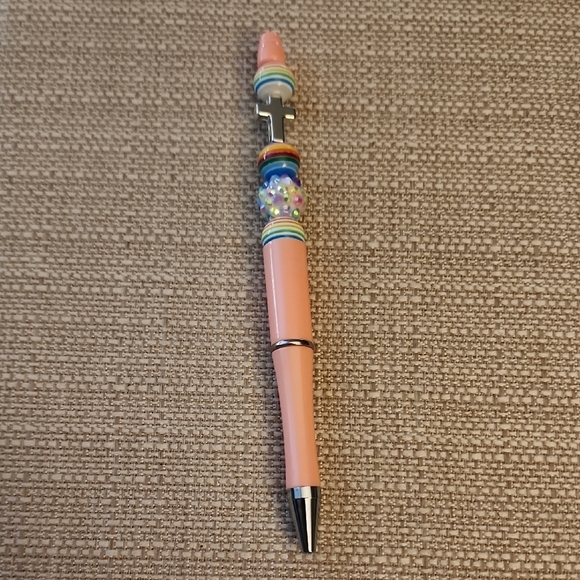 g22 Colorful Beaded Pen with Pink Accents - Picture 1 of 2